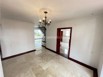 Casa de 3 alcobas en venta en Fundadores, Armenia, 180 m² · foto 6 de 20