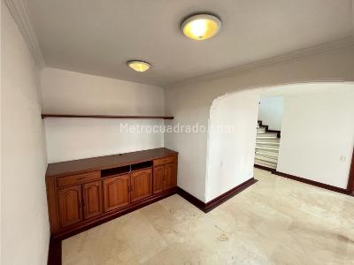 Casa de 3 alcobas en venta en Fundadores, Armenia, 180 m² · foto 7 de 20