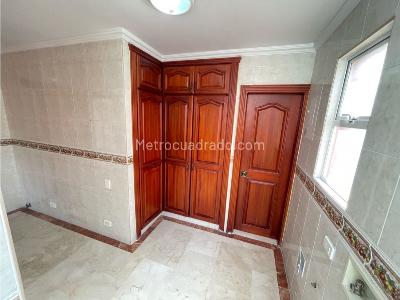 Casa de 3 alcobas en venta en Fundadores, Armenia, 180 m² · foto 9 de 20