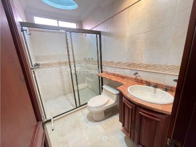 Casa de 3 alcobas en venta en Fundadores, Armenia, 180 m² · foto 19 de 20