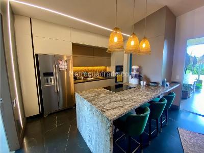 Casa de 4 alcobas en venta en El Caimo, Armenia, 320 m² · foto 4 de 20
