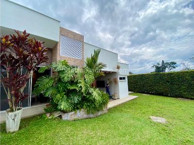 Casa de 4 alcobas en venta en El Caimo, Armenia, 320 m² · foto 14 de 20
