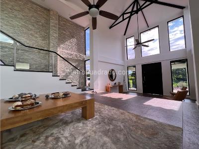 Casa de 5 alcobas en venta en La Tebaida, Armenia, 416 m² · foto 3 de 20