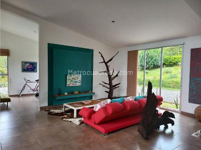 Casa de 3 alcobas en venta en Circasia, Armenia, 324 m² · foto 6 de 20