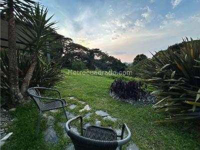 Casa de 3 alcobas en venta en Circasia, Armenia, 324 m² · foto 13 de 20
