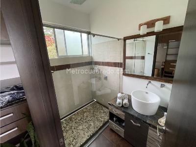 Casa de 3 alcobas en venta en Circasia, Armenia, 324 m² · foto 14 de 20