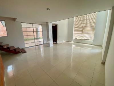 Casa de 4 alcobas en venta en Via Armenia La Tebaida, Armenia, 206 m² · foto 6 de 20