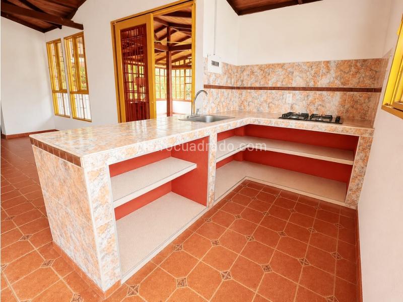 Casa en Arriendo, Via Armenia La Tebaida, Armenia - Więcej