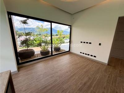 Casa de 5 alcobas en venta en Via Armenia Calarca, Armenia, 644 m² · foto 5 de 20