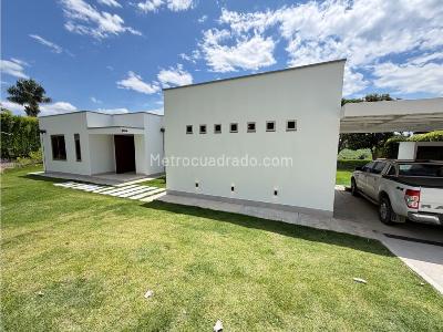 Casa de 4 alcobas en venta en El Caimo, Armenia, 378 m² · foto 3 de 20