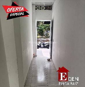 Casa de 3 alcobas en venta en Barrio Kennedy De Girardot, Girardot, 180 m² · foto 16 de 18