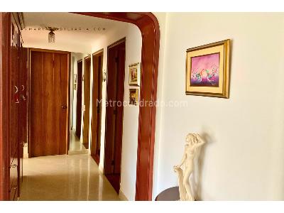 Apartamento de 4 alcobas en venta en Unicentro, Bogotá, 143 m² · foto 9 de 14