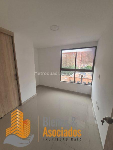 2BR Apartment in Laureles (Las Acacias) - 4