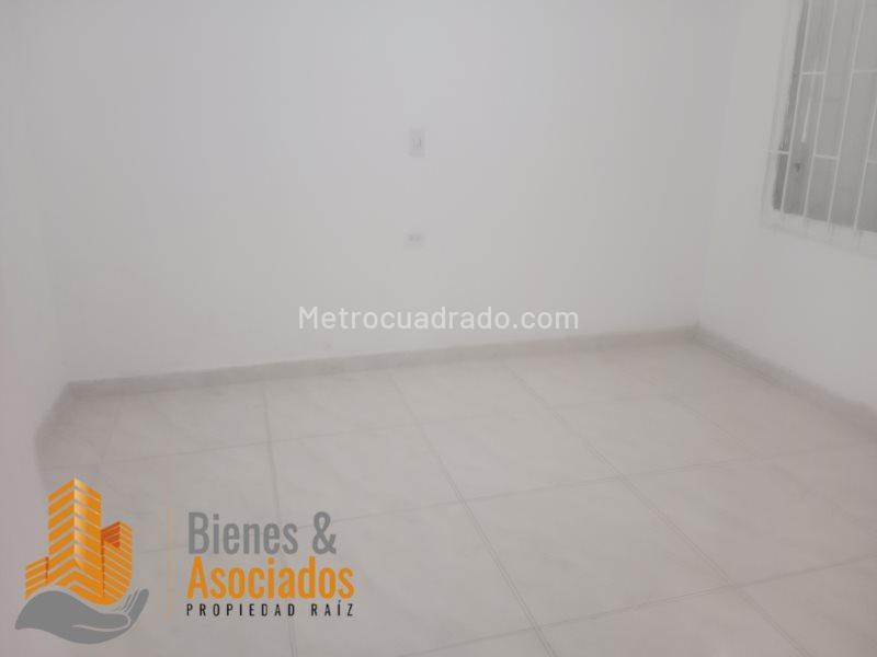 Apartamento de 3 Alcobas en Guayabal, en Primer Piso - 5