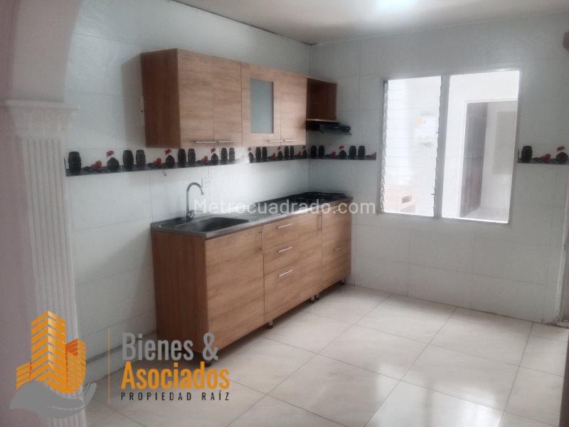 Apartamento de 3 Alcobas en Guayabal, en Primer Piso - 6