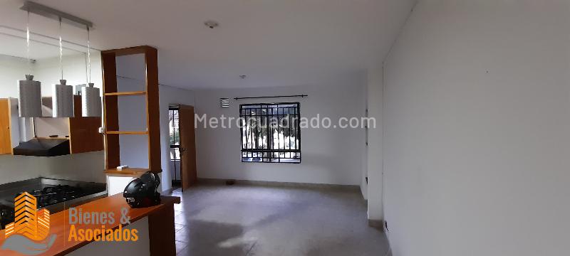 Modern 2BR Apartment in Santa Monica, Medellín - 5