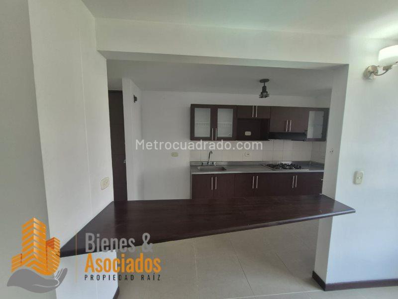 Modern 3BR Apartment in El Poblado - 3