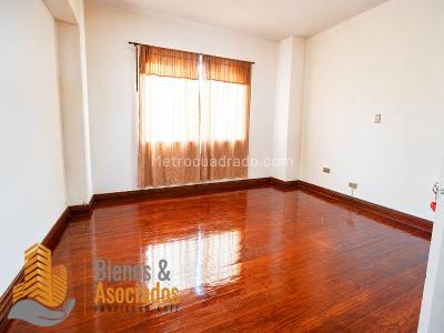 Apartamento en venta en Centro, Medellín · foto 3 de 5