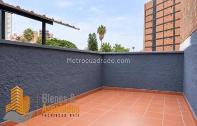 Apartamento de 2 alcobas en arriendo en 1er Parque De Laureles, Medellín, 100 m² · foto 13 de 14