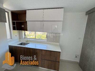 Apartamento en arriendo en Belen, Medellín · foto 4 de 20
