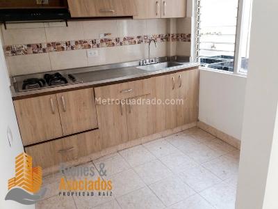 Apartamento en venta en Buenos Aires, Medellín · foto 3 de 13