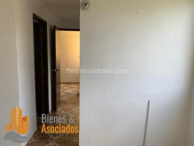 Apartamento en venta en San Javier, Medellín · foto 3 de 16