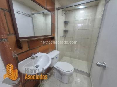 Apartamento de 3 alcobas en arriendo en Robledo, Medellín, 50 m² · foto 13 de 19