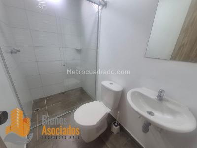 Apartamento de 2 alcobas en arriendo en Boston, Medellín, 45 m² · foto 12 de 13