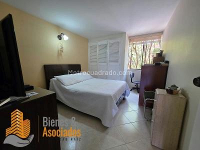 Apartamento de 3 alcobas en venta en Los Colores, Medellín, 97 m² · foto 5 de 11