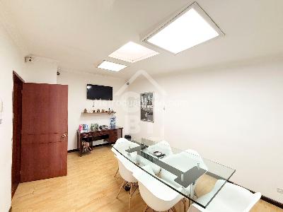 Casa de 5 alcobas en venta en Normandia, Bogotá, 700 m² · foto 7 de 20