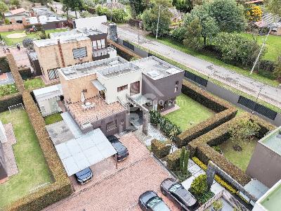 Casa de 3 alcobas en venta en Palo E Teka Canelon, Cajicá, 271 m² · foto 1 de 20