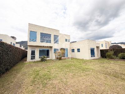 Casa de 3 alcobas en arriendo en El Tejar, Cajicá, 360 m² · foto 6 de 20