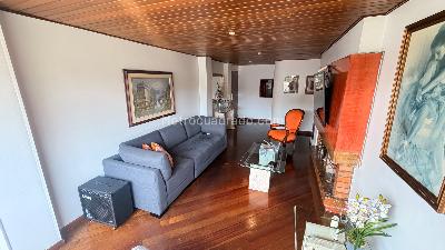 Apartamento en venta en Niza, Bogotá · foto 3 de 20
