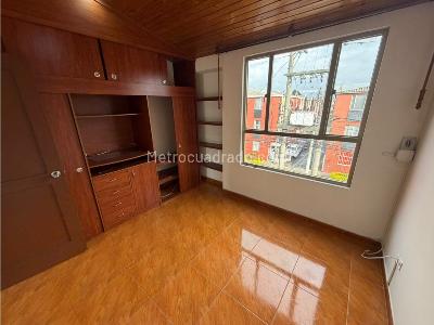 Casa de 4 alcobas en venta en Villas De Granada, Bogotá, 82 m² · foto 12 de 15