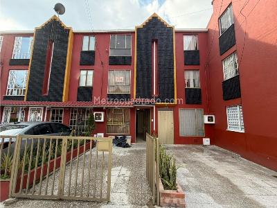 Casa de 4 alcobas en venta en Villas De Granada, Bogotá, 82 m² · foto 14 de 15
