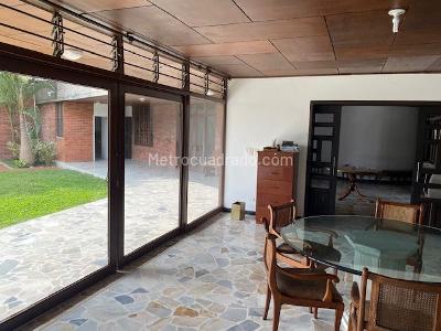 Casa de 5 alcobas en venta en Arboledas, Cali, 547 m² · foto 5 de 19