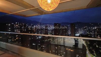 Apartamento de 4 alcobas en venta en Unidad Sabana Alta, Sabaneta, 97 m² · foto 2 de 20