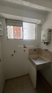 Apartamento de 3 alcobas en venta en Los Colores, Medellín, 84 m² · foto 11 de 15