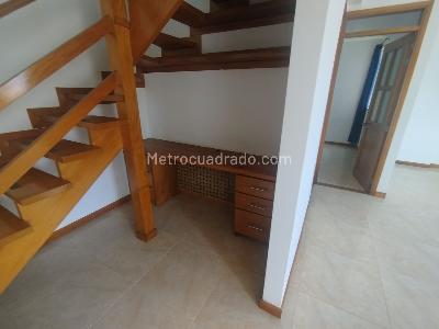 Apartamento de 4 alcobas en venta en Florida Norteamerica, Bello, 120 m² · foto 15 de 20