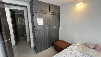 Apartamento de 2 alcobas en venta en Puerto Nuevo, Bello, 52 m² · foto 10 de 11