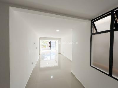 Apartamento en venta en Campo Valdes No 1, Medellín · foto 16 de 17