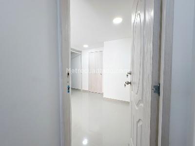 Apartamento en venta en Campo Valdes No 1, Medellín · foto 17 de 17