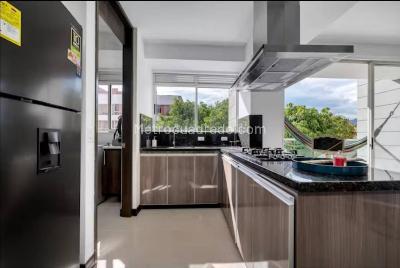 Apartamento de 3 alcobas en venta en Laureles, Medellín, 101 m² · foto 7 de 20