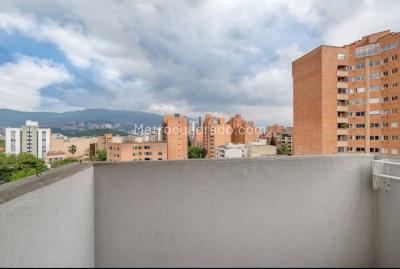Apartamento de 3 alcobas en venta en Laureles, Medellín, 101 m² · foto 12 de 20
