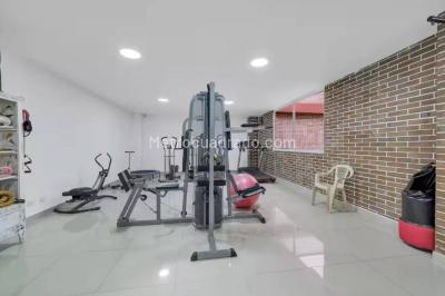 Apartamento de 3 alcobas en venta en Laureles, Medellín, 101 m² · foto 18 de 20