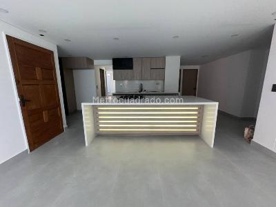 Apartamento de 4 alcobas en venta en Laureles, Medellín, 160 m² · foto 9 de 13