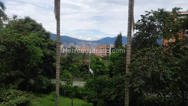 Apartamento Encantador de 2 Alcobas en El Poblado