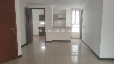 Apartamento de 3 alcobas en venta en Laureles, Medellín, 107 m² · foto 3 de 16