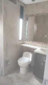 Apartamento de 3 alcobas en venta en Laureles, Medellín, 107 m² · foto 11 de 16