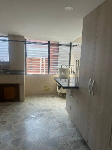 Apartamento de 4 alcobas en venta en Laureles, Medellín, 168 m² · foto 10 de 20